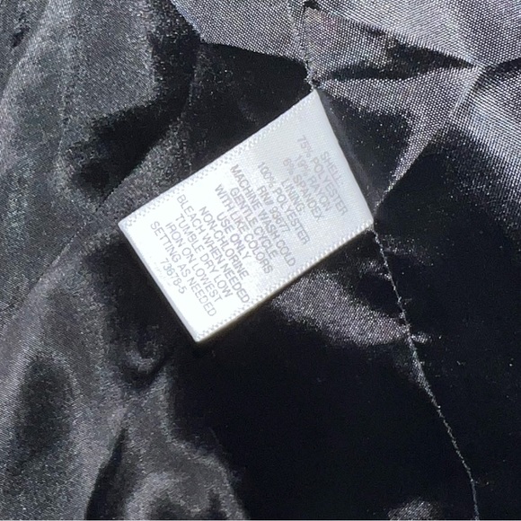 Black Blazer - Picture 3 of 4